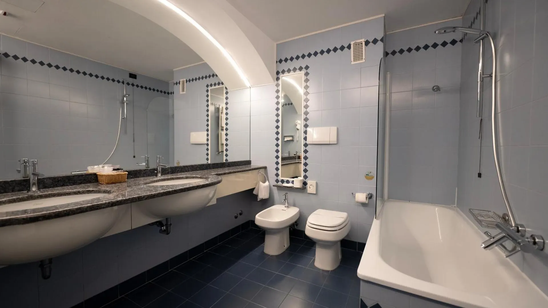 Hotel Carlton Treviso 4*,