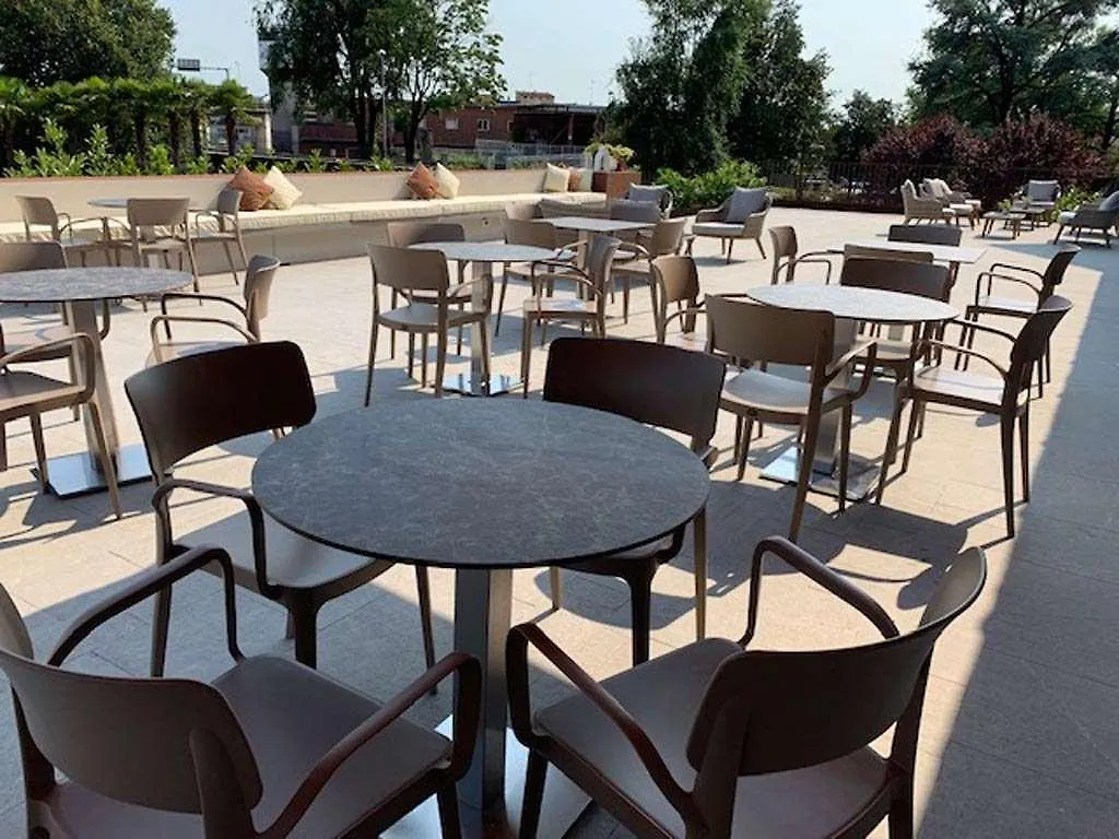 Hotel Carlton Treviso 4*,  Italien