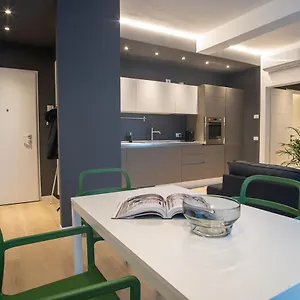  Apartment Br Train Station