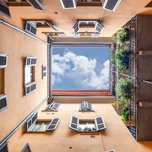 Relstay - Brera District , Milán Italia